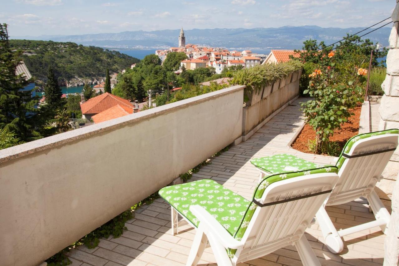 Apartment Vrbnik 8 エクステリア 写真